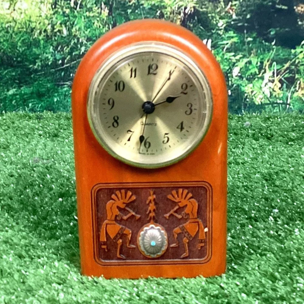 Southwestern Kokopelli Desk Clock Conche Detail